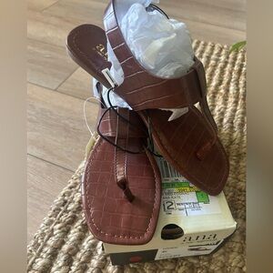 New in Box A.n.a Thong Sandals in Brown size 6